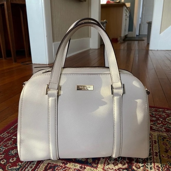 Kate Spade Purse- Great condition! - Picture 1 of 5